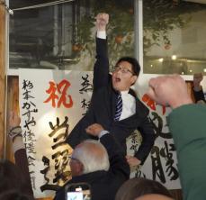 伊東市長選、田久保氏の敗北確実　元市議杉本氏が初当選確実