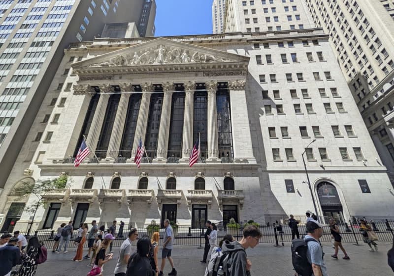 NY株反落、83ドル安　米長期金利上昇で売り優勢