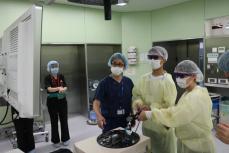 ミッション・イン・ホスピタル　中高生が手術ロボ「ダビンチ」操作体験、京都