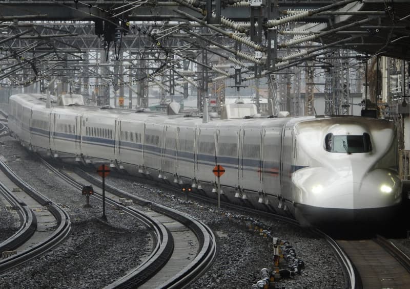山陽新幹線、8日始発列車から遅れや運転取りやめの可能性　台風13号の影響