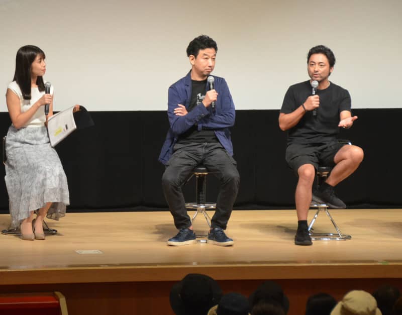 スリラー映画主演の山田孝之さん、ロケ地の京都・美山の森は「気持ちの良い場所だった」