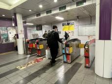「シンナーのような臭い」京都市営地下鉄駅の工事で異臭発生　乗降一時取り止め