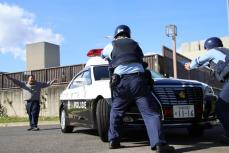 「パトカーへの襲撃」京都府警が対応訓練　長野・警察官ら4人殺害事件受け