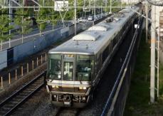 混雑する嵯峨野線、京都ー嵯峨嵐山で6往復を増発へ　来年3月のダイヤ改正で