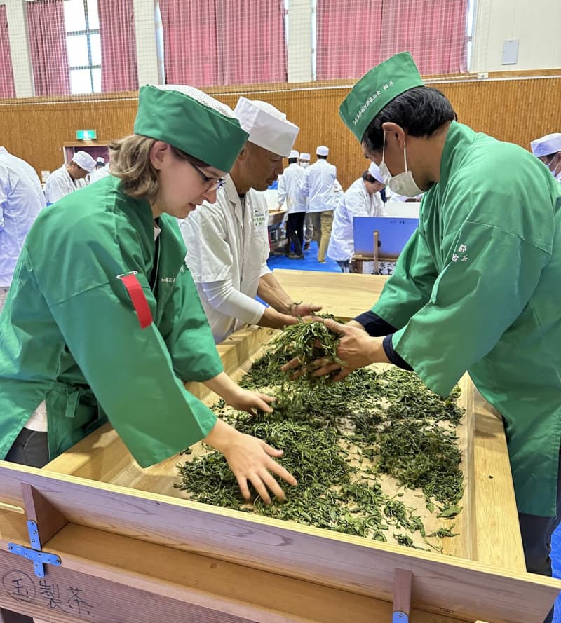手もみ製茶「日本一」審査5項目で満点　京都府和束町の保存会が5年ぶり奪還　