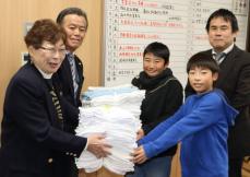 避難訓練で靴拭いたりと意外と重宝　京都の老人クラブが小学校に雑巾・タオル寄贈