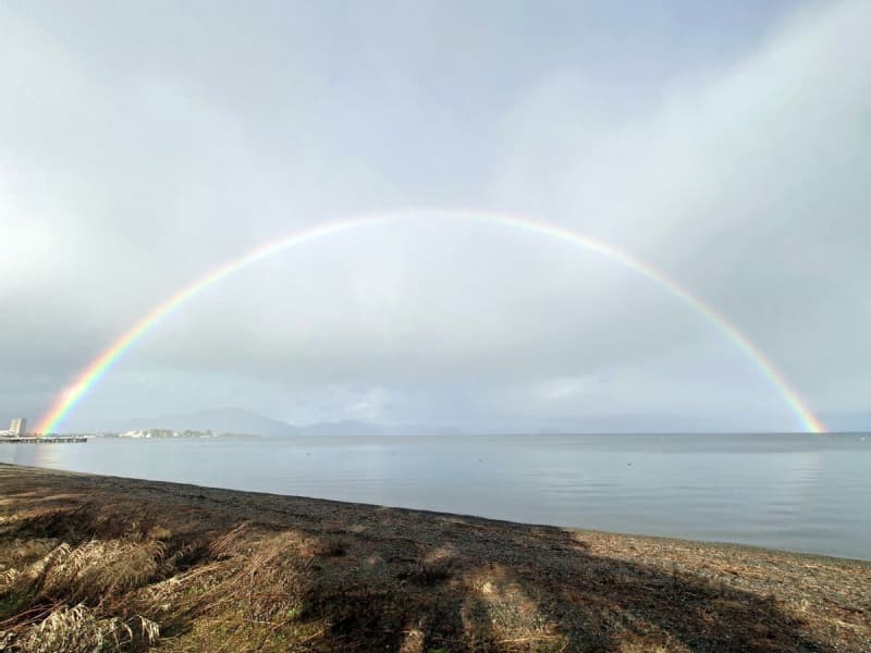 「虹のまち」年間39日出現で名乗れますか　琵琶湖のほとりの住民たちは自信満々だった