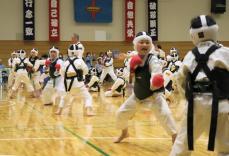 「スポーツ拳法」もっと知って　滋賀県発祥、護身術の技を競技化　演武会に300人「ヤー」と威勢良く