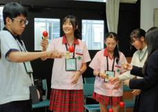 「グーグル翻訳で会話できた」　台湾の中学生たちと「けん玉」交流