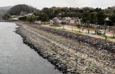 京都府宇治市の宇治公園が立ち入り禁止に　天ケ瀬ダムの放流量増大で