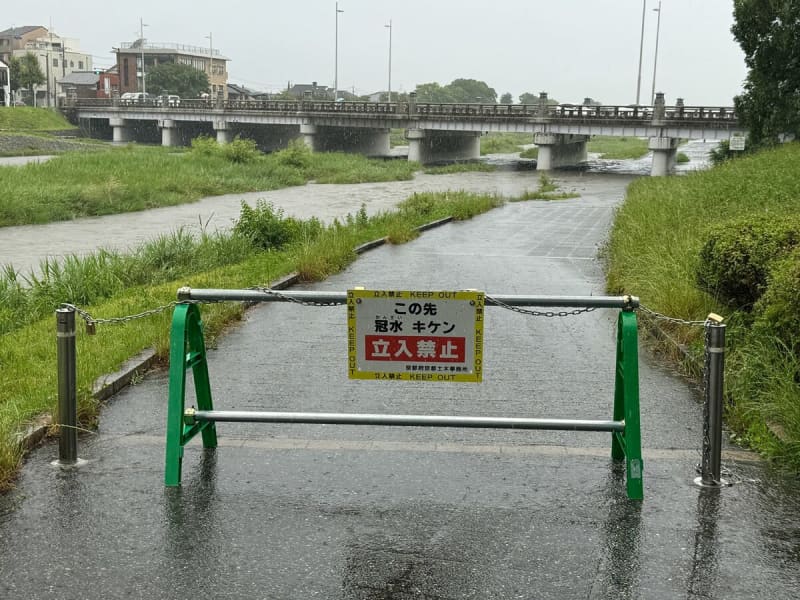 京都府の大雨、ピークは通勤・通学時間帯か　府南部で雨脚強まる