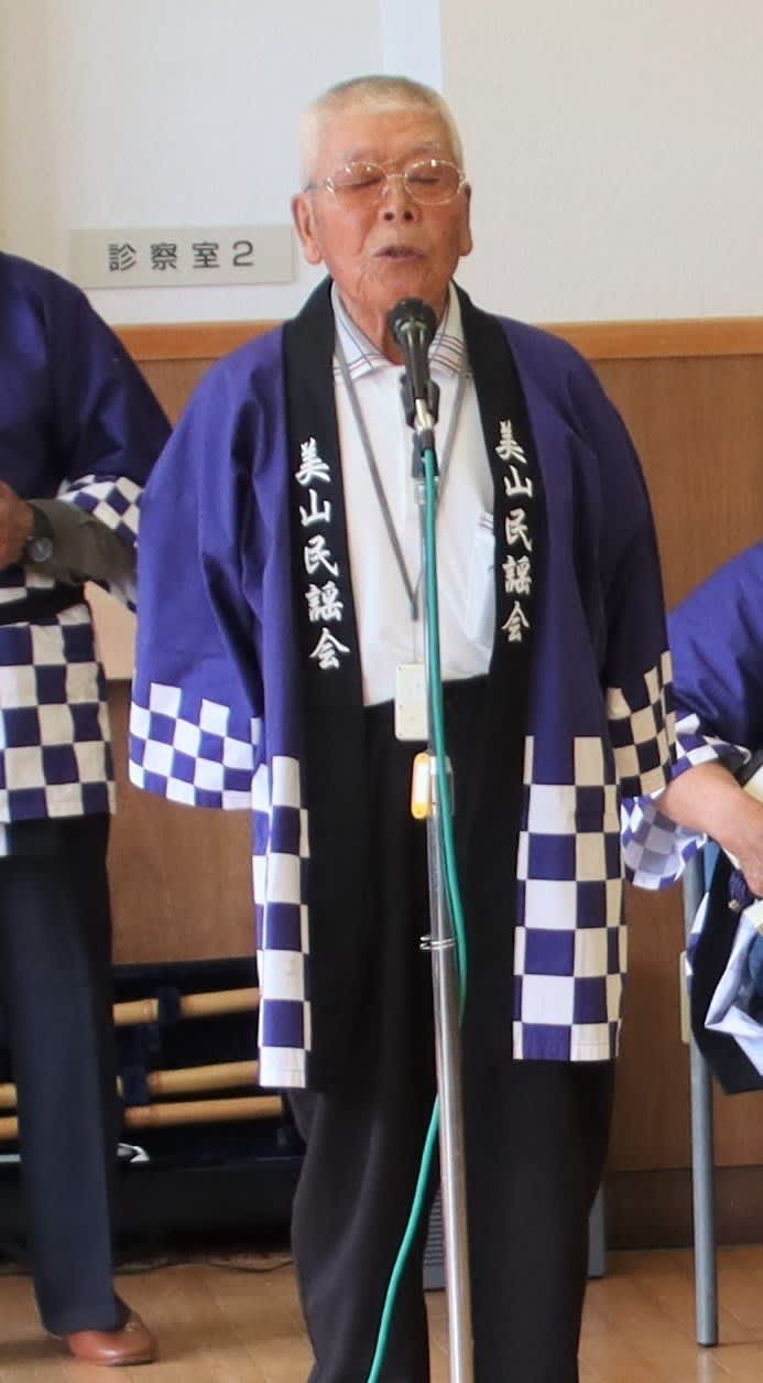 91歳、ステージは年20回「死ぬまで歌い続ける」　京都・南丹の男性が民謡に注ぐ情熱