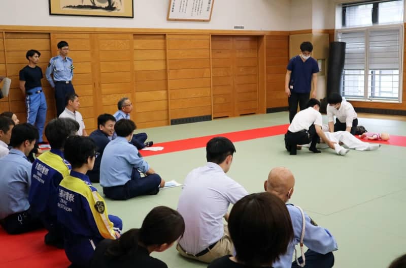 「当日は熱気がすごいから」京都の警察官　昨年上回る雑踏予想の祇園祭で備える熱中症の脅威