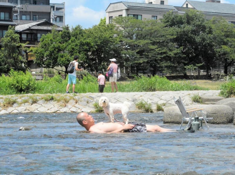 39度予想の京都市、午前中で35度超え　8日連続猛暑日、災害級の暑さ恐れ