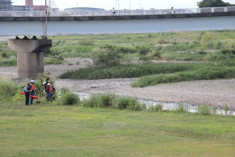 【速報】「遊泳中の友人が川に流された」早朝に119番　10代男性が心肺停止　京都・桂川