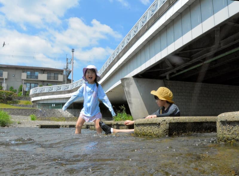 39度予想の京都市、午前中で36度超え　前日より早い上昇、災害級の猛暑に