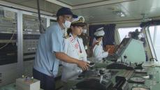 「海の日」に小学生が桜島フェリー1日船長　乗客の出迎えや操縦に挑戦
