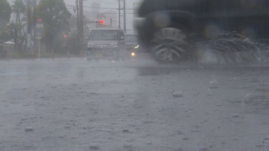 奄美地方除く鹿児島県内 23日朝にかけ大雨恐れ　土砂災害など注意 　肥薩おれんじ鉄道運転見合わせ