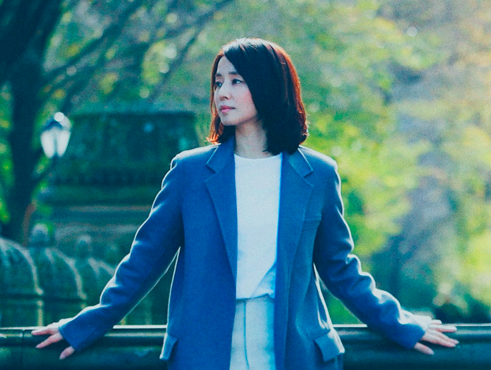 女優 石田ゆり子さんのみずみずしい透明感メイクの秘訣4つ 記事詳細 Infoseekニュース