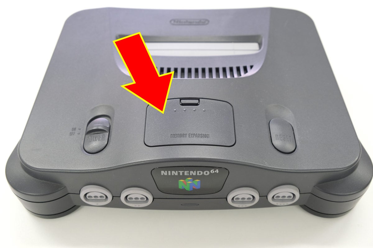 NINTENDO64に堂々とついていた「謎の端子」 使うには「勇気」が必要