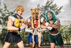 【コスプレ】“物理的に戦う”セーラー戦士たちの筋肉美がスゴっ！「勝てる気がしない」