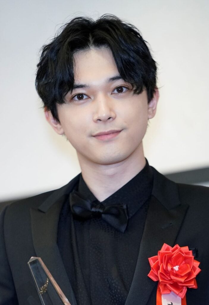 「イケメンなのに…」「ギャップがすごい」吉沢亮さんが演じ“再現度ハンパない”と絶賛された実写化キャラ|Infoseekニュース