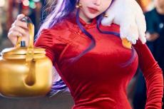 らんま　コスプレ ボディライン完ぺき」『らんま1／2』“シャンプー”妖艶チャイナ姿の