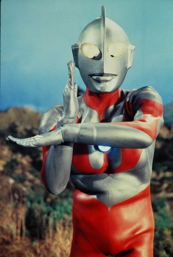 初代ウルトラマン(値引きしました) ウルトラマンの「初セリフ」を発したのは誰？ 遅刻した俳優と怒った