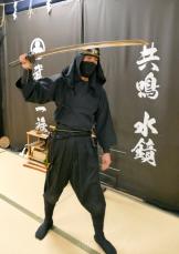 『鬼滅』炭治郎の「刀投げ」は実際に当たる？ リアル「忍者」に聞いて分かった意外な事実