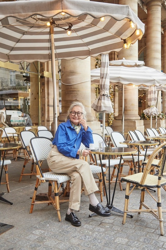 82歳、パリの有名カフェマダムは日本人女性　フランス人に一目置かれるファッションが話題「おしゃれに年齢関係ない」