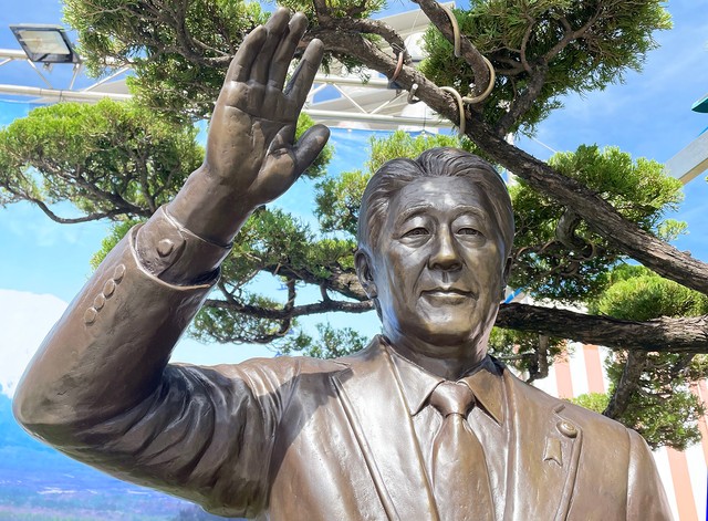 「安倍さんは台湾の永遠の友達」　元首相の銅像建立に集まった支援金は1500万円　今も絶大な人気の理由は