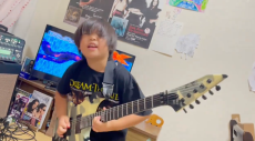 ミュージシャンの父も仰天！小2息子、プロ顔負けのギター演奏　衝撃の動画が「チョーキングの表情がエモいww」「世界的スターに」と反響