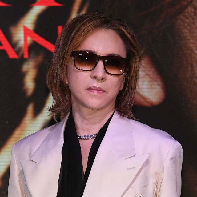 YOSHIKIさん「Wow！紅だー」　ドレス姿の花嫁、ドラム演奏動画が大バズり→本人降臨に「奇跡だ！」「すごすぎ」