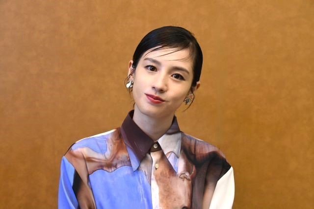 15歳で女優デビュー　30代迎えた桜庭ななみが描く理想の座長像は鈴木亮平　「視野を広げ周囲の気持ちをより理解できるように」