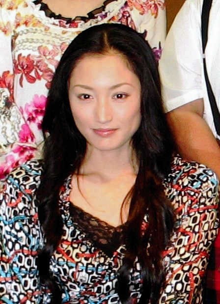 井上晴美50歳が離婚発表「母として、女性として」「ずっと応援してます」「いつまでも可愛い」