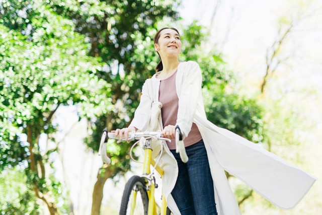 見た目が実年齢よりも「若い」と思う人は約4割　身体機能が「若い」と思う人はどのくらいいる？