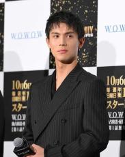 3位は中川大輔、2位は佐野勇斗、1位はドラマ、映画、舞台と幅広い活躍を見せる俳優　1998年生まれの人気男性芸能人ランキング