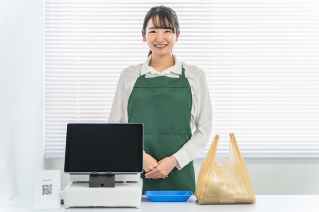 コンビニで「ピースください」タバコ買いたかったお客に笑顔で！？「朝から元気出たよ」新人店員さんにほっこり