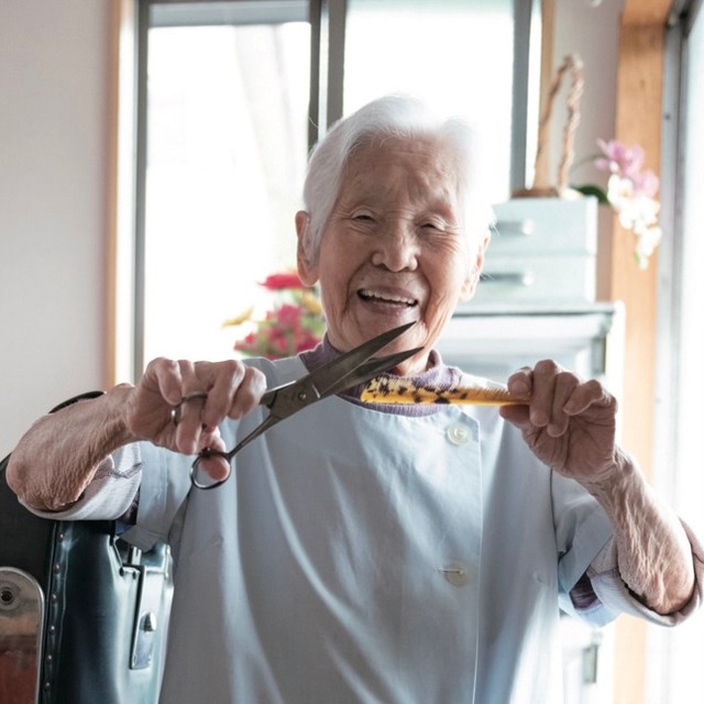 108歳女性…夫が戦死、世界最高齢の現役理容師に　「お迎えが来ないように」と毎日続ける当たり前のことは？