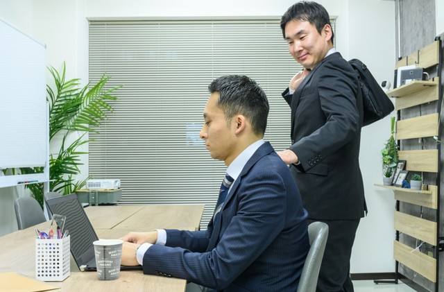 この10年間で「最も残業時間を減らした企業」　1位は月78時間減の「船井総研」…TOP3をコンサル会社が独占