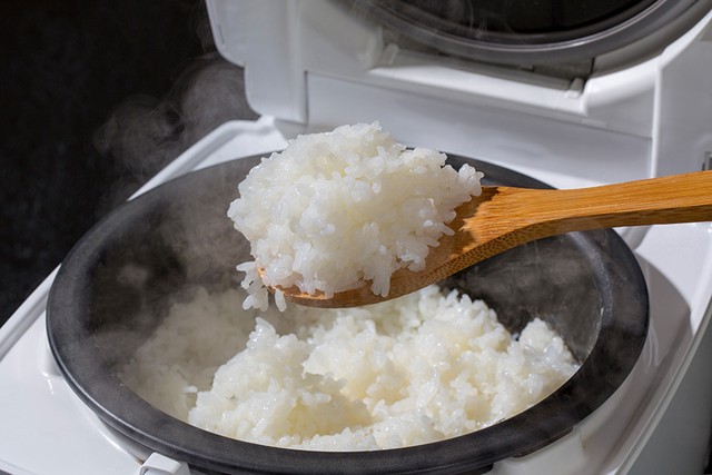 「丸二日ご飯保温している」「24時間保温後にお弁当へ入れる」炊飯器の「それってOK？」→プロに聞いてみた