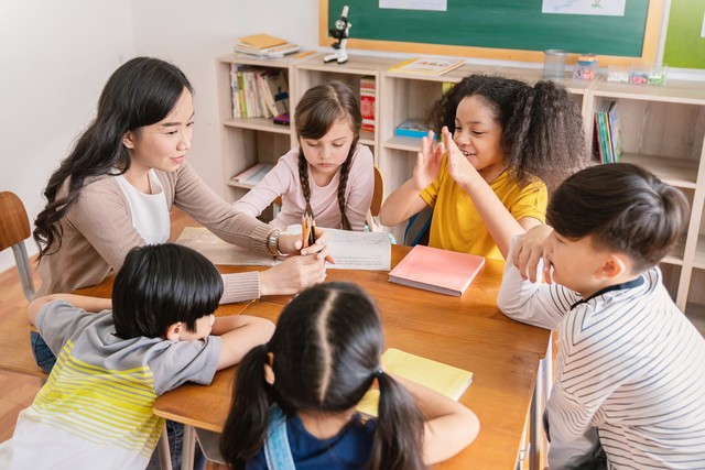 インターナショナルスクール途中退学したけれど…保護者の半数が「再入学」を検討　「海外大学進学のため」