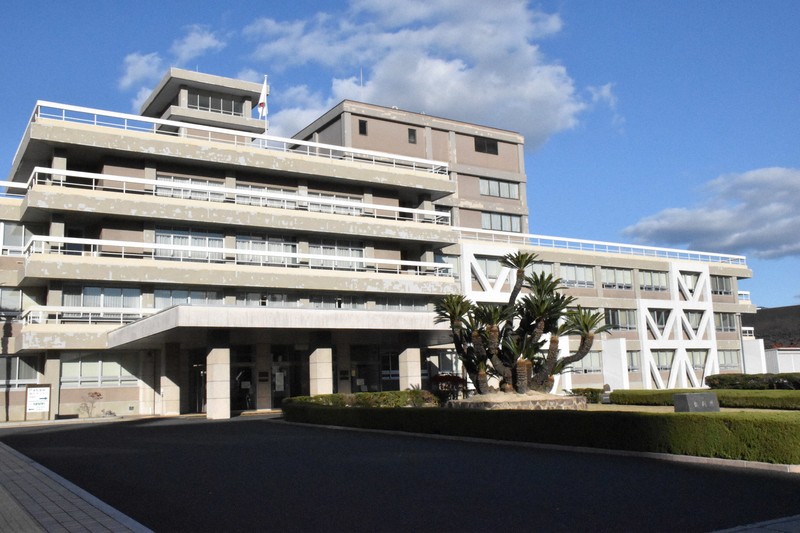 「替え玉」保険金殺人、大学生殺害の被告に懲役30年判決　広島