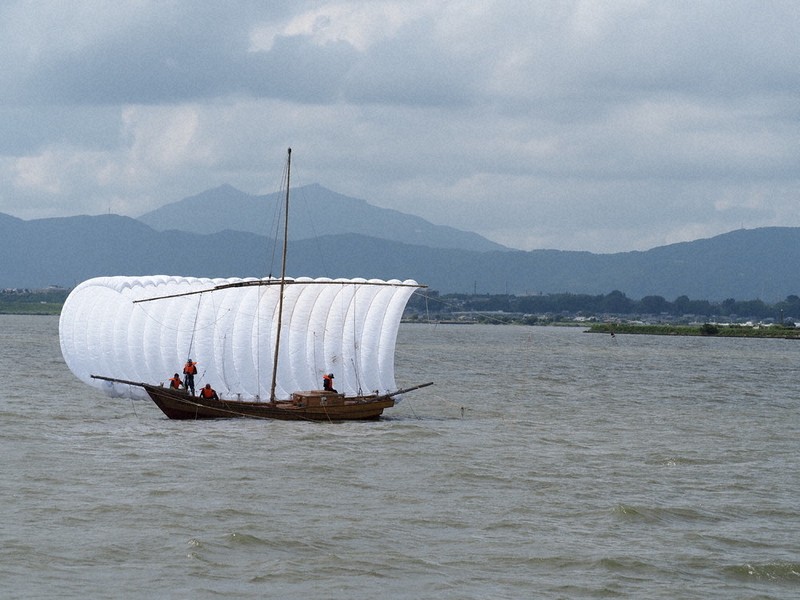 白い帆に夏風、絶景満喫　霞ケ浦の帆曳船、21日から操業　茨城