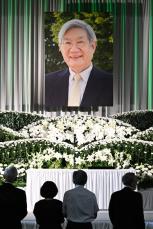 五百旗頭真さん　ゆかりの地・神戸で偲ぶ会　教え子ら350人追悼