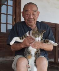 猫4匹の死骸、公園で発見　口に枝、体にひも　愛媛県警が捜査