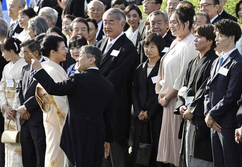 北口選手「池は越えられると思います」　両陛下、やりの飛ぶ距離質問