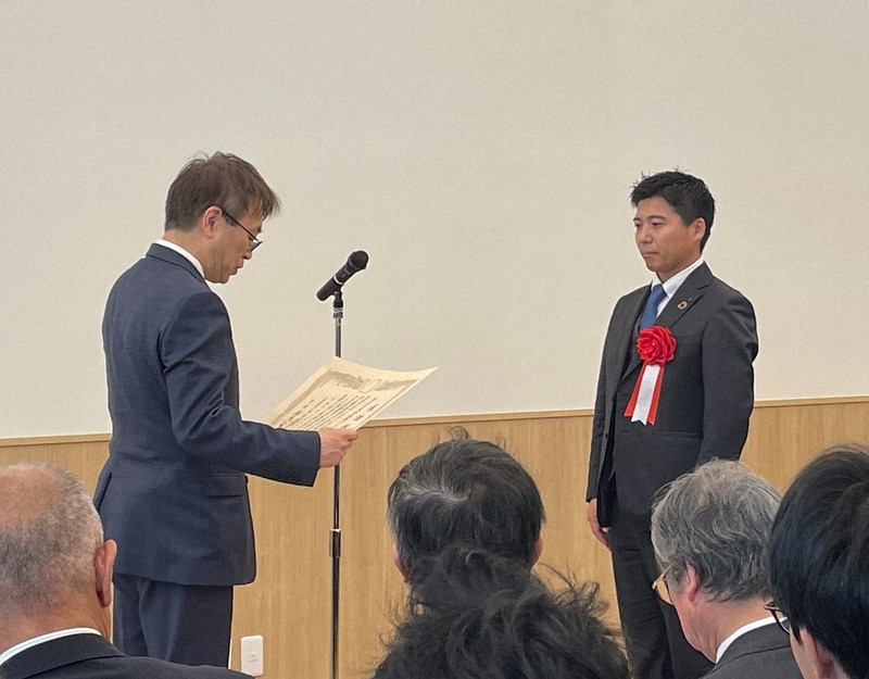 将棋連盟、大和証券と立飛HDを表彰　名人戦・王将戦に協賛