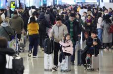 「自由に海外、うれしい」　関西国際空港で歳末出国ラッシュ始まる