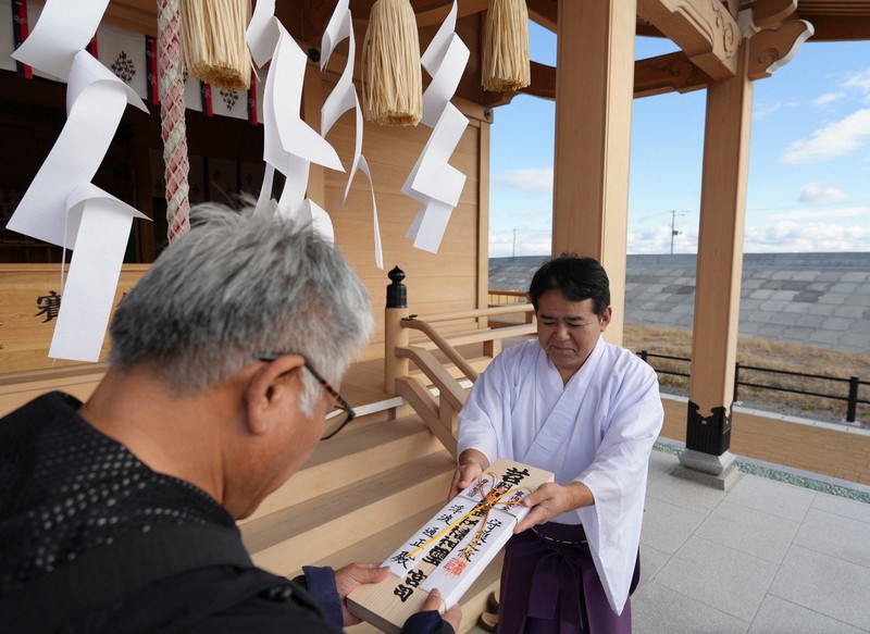 原発事故被災の神社、再建後初めての歳旦祭　14年ぶりのお札　福島